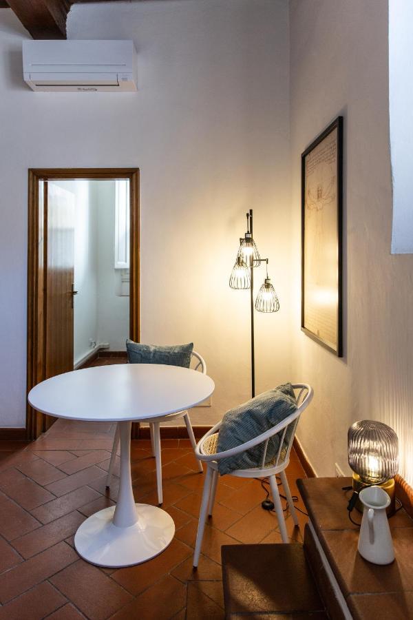 Unique Gem In Piazza Duomo Apartment Florenţa Exterior foto